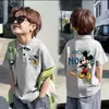Camisa Polo Fina de Manga Curta 100% Algodão para Meninos e Meninas Verão 2026 Novo Estilo Infantil Versátil Estampada com Gola