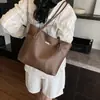 Estilo Coreano Diseño Exquisito Bolso Casual para Mujer 2025 Transfronterizo Nueva Moda Tendencia Bolso de Hombro Bolso Tote Versátil