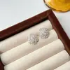Brincos de Bola Fogos de Artifício de Pérolas Pequenas Zircônia Estilo Francês com um Toque de Luxo Leve e Alto Padrão, Brincos de Tarraxa Doces Versáteis