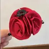 Presilha Flor Rosa Plissada Estilo Chanel, Presilha Garra Flor Preta, Acessório de Cabelo de Luxo, Versátil para Penteados