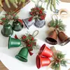 Colgantes Navideños Transfronterizos, Colgantes de Campana con Lazo Retro, Carrillones de Viento Abiertos de Hierro, Arreglos de Decoración Navideña