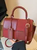 Bolso Pequeño Casual de Nicho para Mujer 2025 Otoño Nueva Moda Bolso Cuadrado Pequeño para Viajes Diarios Bolso de Hombro de Alto Valor