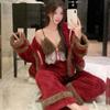 Guofeng Novo Pijama Engrossado Estilo Chanel Bonito Pode Usar Roupas Externas Para Casa Terno Menina Pijama Sling Conjunto De Três Peças
