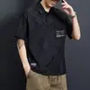 Camisa polo masculina de verão retrô americana, camiseta da moda de verão solta com gola, popular cinza escuro estampada de manga curta
