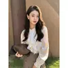 Camisa branca acetinada estilo francês com mangas bufantes, camisa feminina fina e elegante de verão com gola alta, top com proteção solar