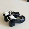 Versão em couro macio~Sapatos femininos versáteis em couro estilo francês para combinar com saias, novidade de verão 2026, sapatos Mary Jane com salto grosso e bico redondo vintage