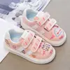 Zapatos Cómodos de Suela Suave Argan para Niñas 2026 Primavera/Otoño Nuevo Estilo Moda Infantil Elegantes Zapatos de Pan Niños Medianos/Grandes Zapatos Blancos
