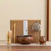 Juego de Cinco Piezas de Imitación de la Dinastía Song para Matcha Herramientas Cerámicas para Ceremonia del Té Batidor de Espuma Agitador Accesorios para el Té Tazón de Té Batidor de Bambú Tamiz para Polvo