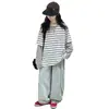 Conjunto de Roupa de Outono para Meninas 2026 Novo Fashionável e Estiloso Primavera-Outono Crianças Maiores Conjunto de Duas Peças com Moletom de Manga Longa e Jeans
