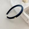 Diadema de terciopelo de color sólido dorado estándar de Corea del Sur, hebilla para la cabeza femenina, horquilla simple con parte superior de calavera alta, nueva diadema de otoño e invierno, accesorios para el cabello, tocado