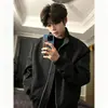 Chaqueta Bomber Retro con Cuello Alto para Hombre, Estilo Canalla Fresco, Sensación de Alta Calidad, Chaqueta de Corte Limpio, Chaqueta de Béisbol Recta Americana de Hombro Caído