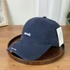Gorra de Béisbol Bordada con Letras Nueva para Mujer Primavera/Verano, Ala Ancha, Adelgazante del Rostro, Versátil, Circunferencia de Cabeza Grande