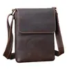 Atacado transfronteiriço de novas bolsas de ombro casuais masculinas, bolsas tiracolo de couro crazy horse, bolsas artesanais de couro genuíno, bolsas simples para iPad