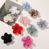 Versión Coreana Versátil Cosido a Mano Malla Perlada Flor de Cinco Pétalos Broche Pinza para el Cabello DIY Accesorio para el Cabello Broche Ropa de Mujer Zapatos Bolsos Accesorios Florales