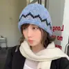 Chapéu Tricô Jacquard Retrô para Mulheres no Outono e Inverno, Gorro Quente com Proteção para Orelhas Estilo Fair Isle, Pequeno Chapéu de Lã que Mostra o Rosto, Chapéu para Frio