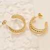 Pendientes Europeos y Americanos de Nueva Moda Sencillos de Acero Inoxidable Dorado de 18K Acero de Titanio Huecos Pendientes de Gama Alta para Otoño e Invierno para Mujeres