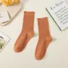 Calcetines de Mujer de Punto Doble para Primavera y Otoño, de Línea Gruesa de Moda, Color Sólido, Algodón, Estilo Coreano, Moda, de Caña Media-Alta, con Rayas Verticales, Zhuji
