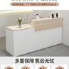 Mostrador de bar, mostrador de caja, tienda de ropa pequeña, tienda de conveniencia, salón de belleza, escritorio de caja, recepción de empresa