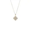 Collar de Trébol de Cuatro Hojas de Lujo Ligero Estilo Francés para Mujer, Cadena para Clavícula Fresca y Dulce Coreana y Japonesa, Moderno, Elegante, Versátil, Gargantilla de Gama Alta
