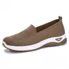 Sapatos para Mulheres, de Meia-Idade e Idosas, Sapatos de Verão Respiráveis e Confortáveis de Calçar, Venda Direta da Fábrica, Sapatos Casuais Slip-On com Solado Macio, Tela, para Mães