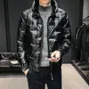 Estación Europea Chaqueta Corta de Plumón Rellena de Algodón para Hombre Top Brillante Marca de Moda Delgada de Invierno Cálida Casual Chaqueta con Cuello Alto para Hombre