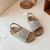 Sandalias para Niñas Baotou 2026 Nuevas de Verano Zapatos Huecos Transpirables de Suela Suave para Niños Pequeños y Medianos, Niñas Pequeñas, Bebés, Zapatos de Princesa