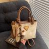 Bolsa Balde Portátil Tendência Versátil Feminina 2025 Nova Moda Casual Bolsa de Ombro Bolsa de Mão Toque de Alto Padrão para Mulheres
