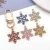 Copos de Nieve Dorados Navideños Accesorios DIY Colgantes de Aleación Esmaltada Pendientes Collares Colgantes para Llavero