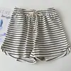 Shorts Esportivo Listrado em Cor Contrastante Feminino Verão 2024 Solto Casual Calça Wide Leg Cintura Alta Emagrecedor Versátil Casa Hot Pants