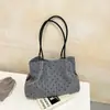Bolso tote Ruien exquisito de lunares para debajo del brazo para mujer, moda casual nueva de otoño 2026, bolso grande de capacidad para mujer