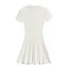 Vestido de punto blanco pequeño y fragante nuevo clásico para primavera y verano con efecto adelgazante en la cintura y elegante hilo de diamante de línea A