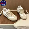 Zapatillas de entrenamiento retro de color bloqueado para mujer, comercio exterior transfronterizo, nuevas zapatillas deportivas casuales de verano 2026 que aumentan la altura, zapatillas transpirables para mujer