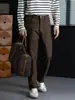 Calça jeans masculina estilo americano, lavada com efeito desgastado, resistente ao desgaste, para jovens, vintage retrô, levemente folgada, casual, para o dia a dia, perna reta