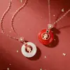 Colar Original Fivela da Paz do Ano do Cavalo Ágata Vermelha para Mulheres, Prata Pura Novo Estilo Chinês Cadeado Ruyi Pingente Fofo do Ano do Zodíaco Cavalo
