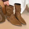 Primer Encuentro Botines de Tobillo Versátiles de Moda con Punta Fina y Hebilla Estilo Nuevo Otoño 2026 Botas de Moda que Aumentan la Estatura para Mujeres Bajitas