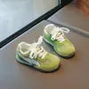 Zapatos Deportivos Transpirables con Estilo para Niñas, Entrenamiento Alemán Infantil, Estilo Primavera/Otoño 2026 Forrest Gump, Zapatos Deportivos para Niños, Suela Suave, Ligeros, Zapatos Casuales