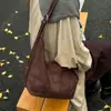 Bolso de Hombro Versátil de Gama Alta Vintage para Mujer Invierno 2025 Nuevo Gamuza Simple para Viaje Diario Hombro Cruzado
