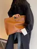 Bolsa de grande capacidade feminina outono versátil 2023 nova clutch simples casual portátil para o dia a dia e trabalho bolsa tote