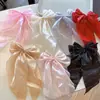 Exquisito Clip para el Cabello Estilo Francés de Alto Nivel con Lentejuelas Negras Perlas y Lazo, Cielo Estrellado, Medio Recogido, Clip de Pato, Accesorio para el Cabello