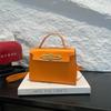 Bolso Cuadrado Pequeño Versátil de Textura Casual 2026 Verano Nuevo Elegante Moda Tendencia Color Sólido Bolso de Hombro Cruzado para Viajes