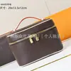 Bolsa de Maquiagem Presbiópica de Couro Genuíno Transfronteiriça de Guangzhou Bolsa de Mão Feminina Bolsa de Higiene Pessoal Estampada Retrô Bolsa Modificada de Segunda Mão