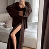 Novedad Primavera y Verano 2026 Pijama para Mujer Ropa Interior de Punto con Bordes Fruncidos, Bata con Abertura Alta, Pantalones Largos Conjunto de Tres Piezas Ropa de Casa