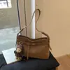 Bolsa de ombro vintage de grande capacidade, bolsa tote fosca casual e estilosa, moderna e versátil, bolsa de axila simples e de alta qualidade para o dia a dia.