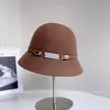 Sombrero de Pescador de Lana de Moda con Cadena de Perlas Estilo Hepburn para Mujer, Sombrero Cubo Versátil Elegante Casual de Invierno, Sombrero de Cúpula Elegante de Moda