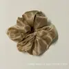 Scrunchie de Rede Dupla Estilo Coreano Super Delicado com Toque Elegante e Sofisticado, Acessório de Cabelo para Coques e Rabos de Cavalo