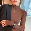 Camiseta Base Blanca para Mujer, Nueva Camiseta Ajustada con Bordes Fruncidos para Primavera y Otoño 2023, Top de Manga Larga para Otoño e Invierno
