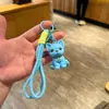 Llavero grande de perro sentado nuevo colgante de bolsa lindo llavero de coche juguete de peluche regalo venta al por mayor