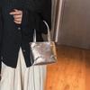 Bolso Pequeño Portátil Simple y de Moda para Mujer Estilo Coreano Nicho Casual Bolso Cuadrado Pequeño Verano 2023 Textura de Alta Calidad Bolso de Hombro