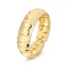 Pulsera de aleación irregular estilo ins europeo y americano, lujo ligero, personalidad de primavera, brazalete abierto, resistente al color, fábrica de origen, venta al por mayor