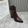 Botas de mujer de moda estilo coreano, nueva colección otoño/invierno 2026, botines de algodón de tacón alto y punta fina, punta fina, forrados de felpa, cálidos, a la moda